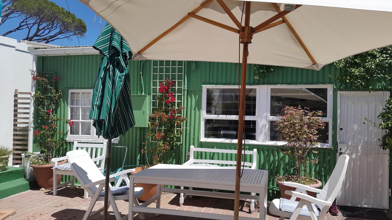 Sherwood Boutique Cottage Cape Town Exterior photo